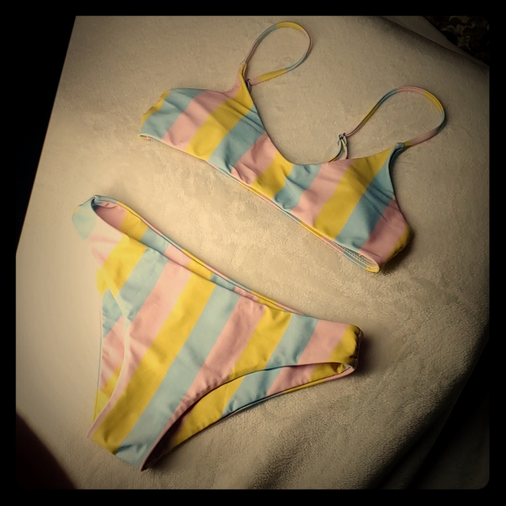 Final SALE jr girls bathing suit 🌴👙